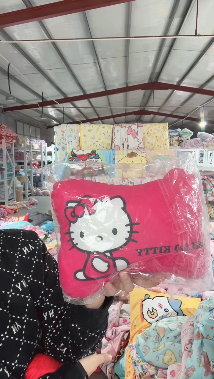 玫红色   车颈枕  一对