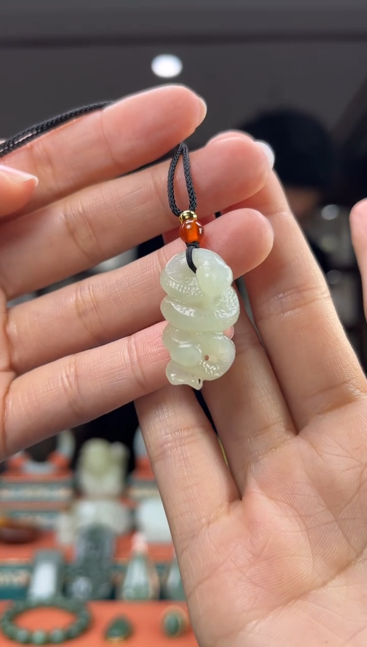 【闪购商品】和田玉颈饰未镶嵌1
