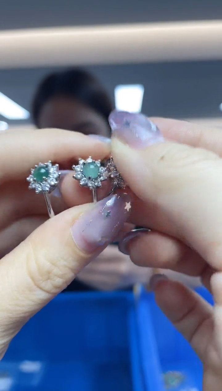 翡翠戒指未镶嵌（多样性发一件）