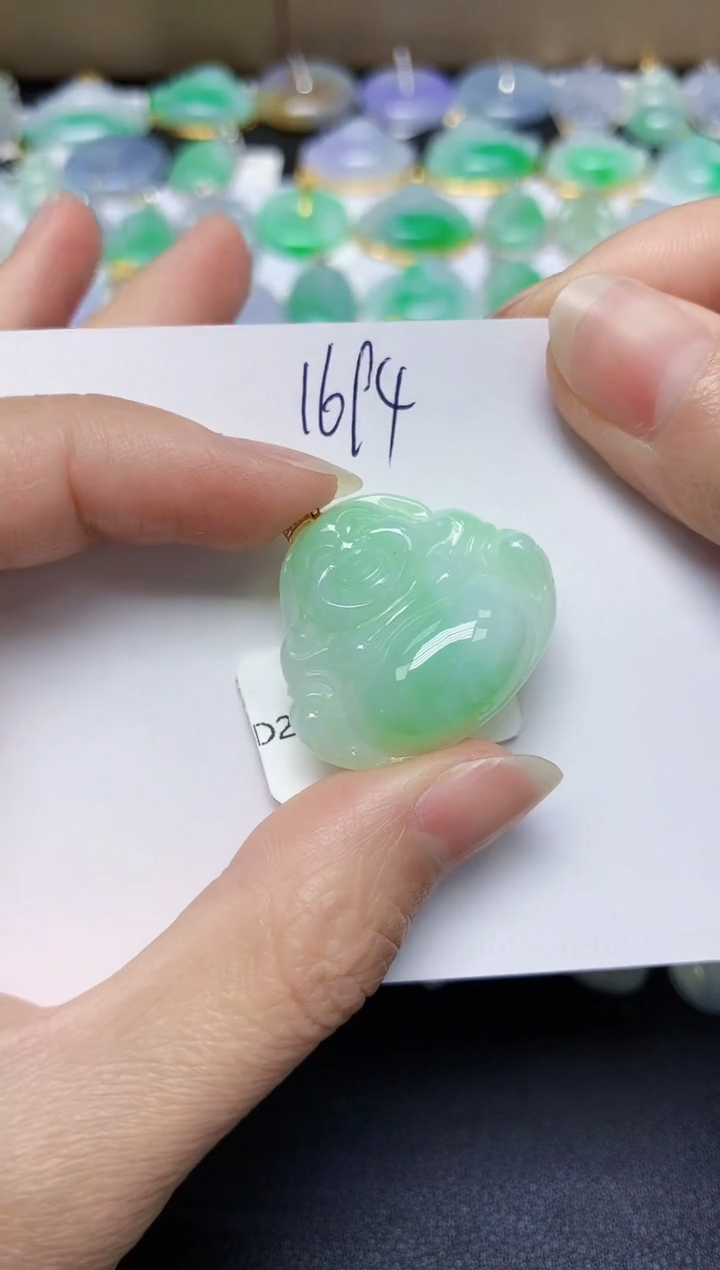 翡翠18K金镶嵌颈饰 天然缅甸翡翠A货