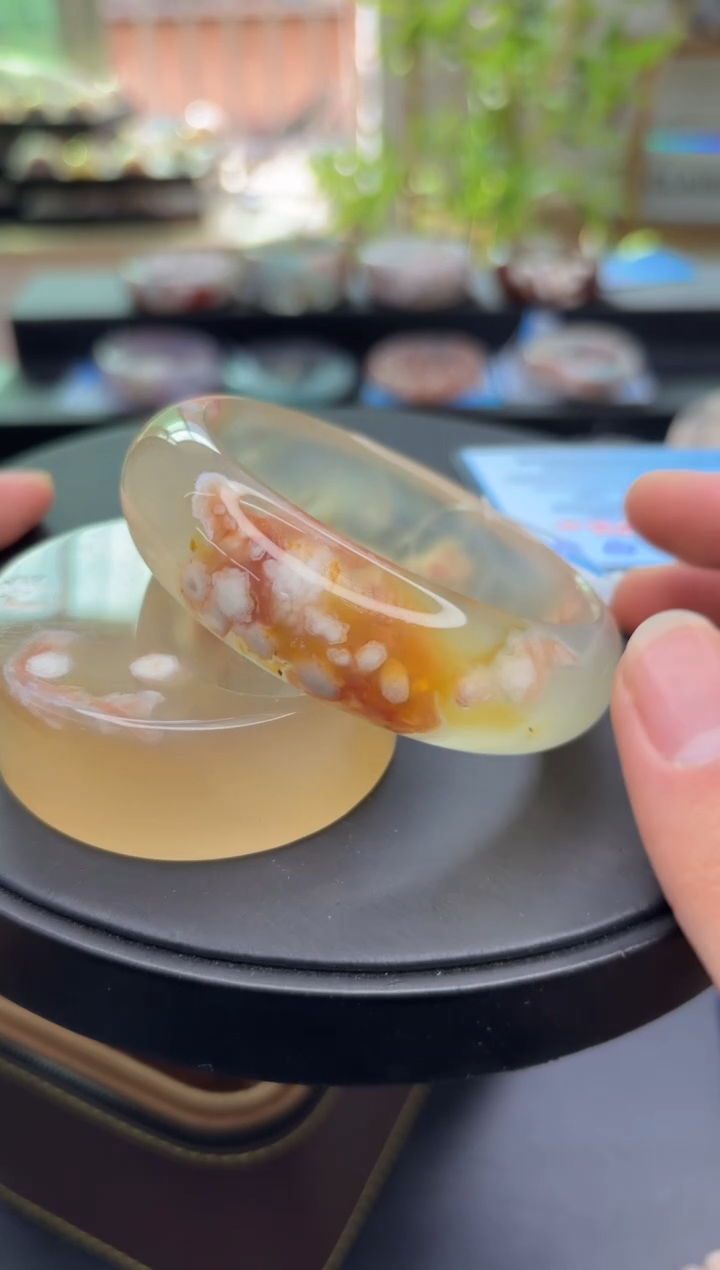 【闪购商品】石英质玉手镯未镶嵌C386(62圈赠送镯心)