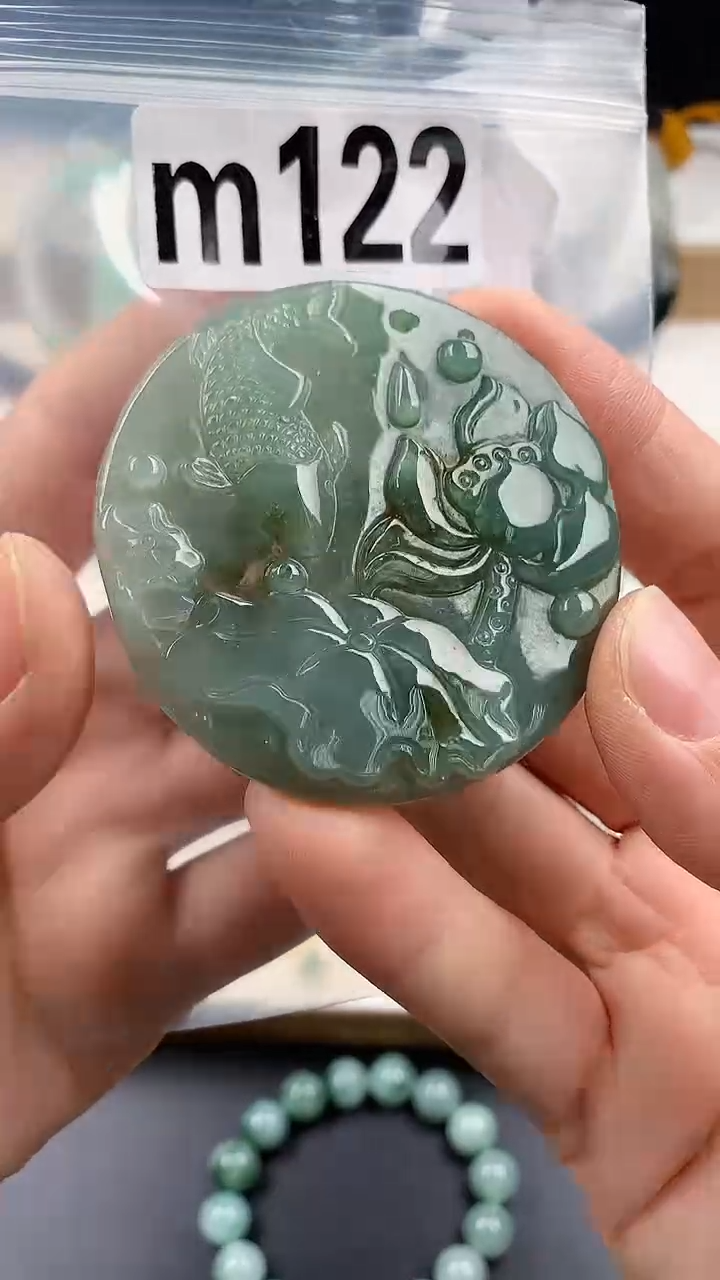 颈饰未镶嵌翡翠天然翡翠吊坠挂件