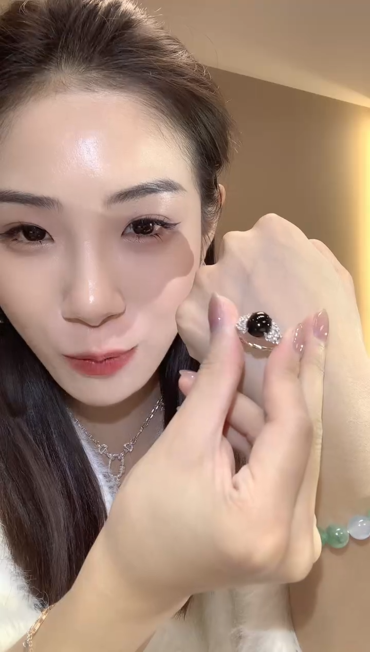 【闪购商品】翡翠戒指18K金镶嵌E36翡翠