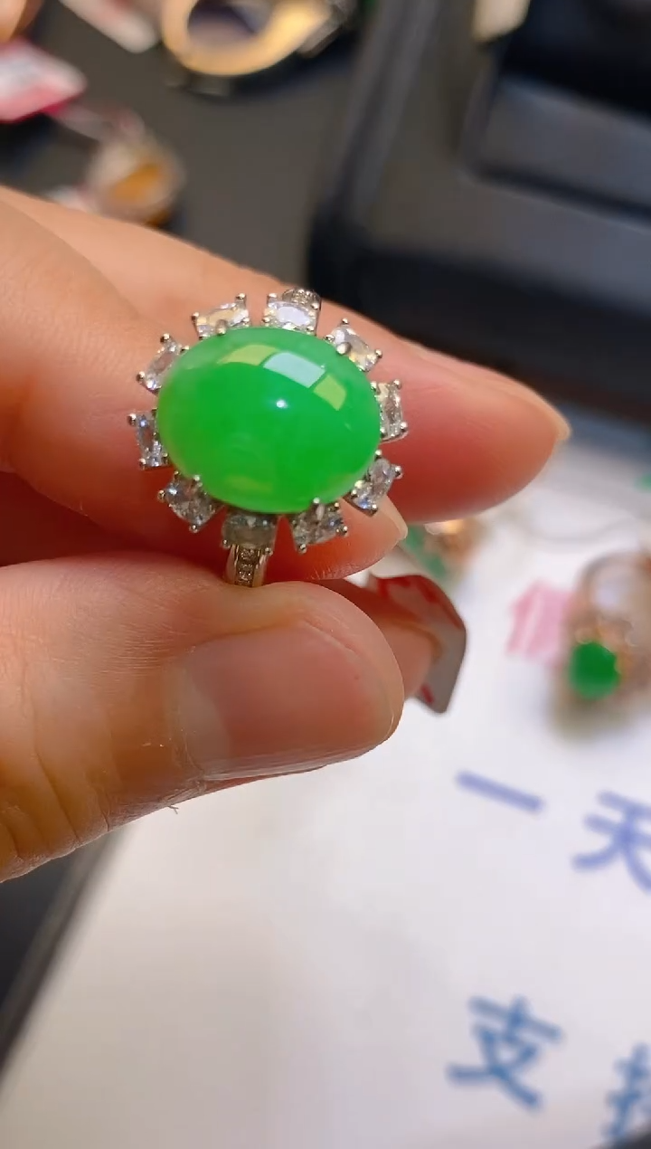 【闪购商品】翡翠耳饰银S925镶嵌天然A货翡翠1