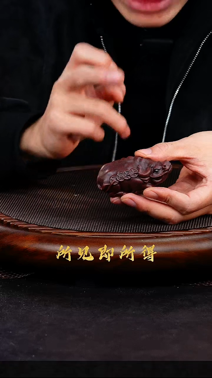 茶壶紫砂1         