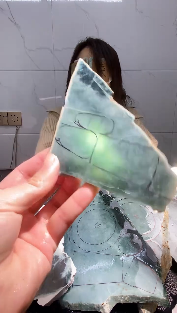 【闪购商品】翡翠挂件未镶嵌天然A货翡翠