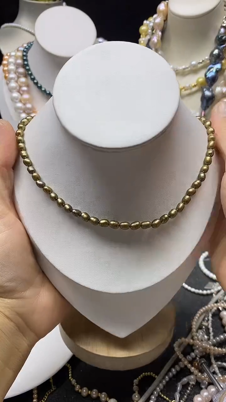 颈饰未镶嵌淡水珍珠多人