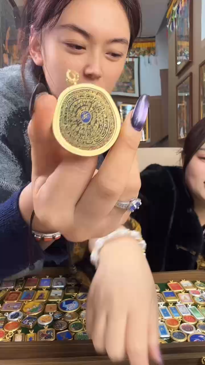 吊坠药师心里话-纯手绘唐卡