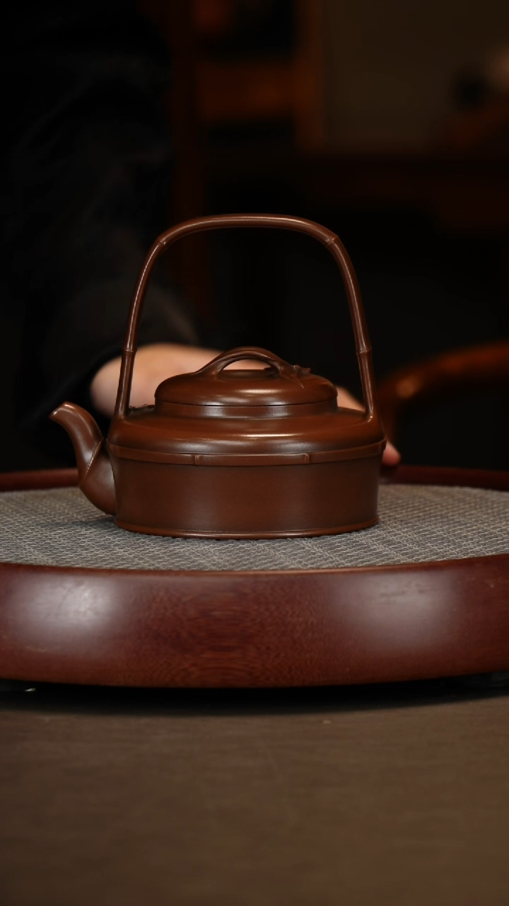 【闪购商品】紫砂茶壶传承老紫泥竹段提梁邵陆大480c