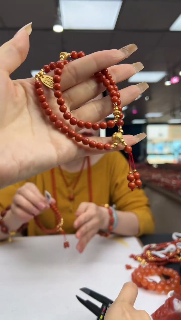 未镶嵌珠串南红玛瑙12.10-5mm（多样式）