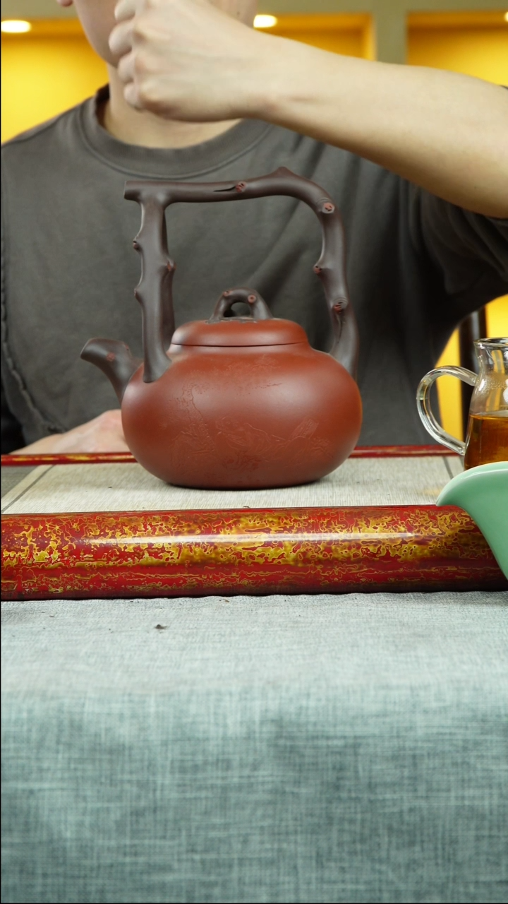 【闪购商品】紫砂茶壶东坡提梁 紫泥 江凌霞制