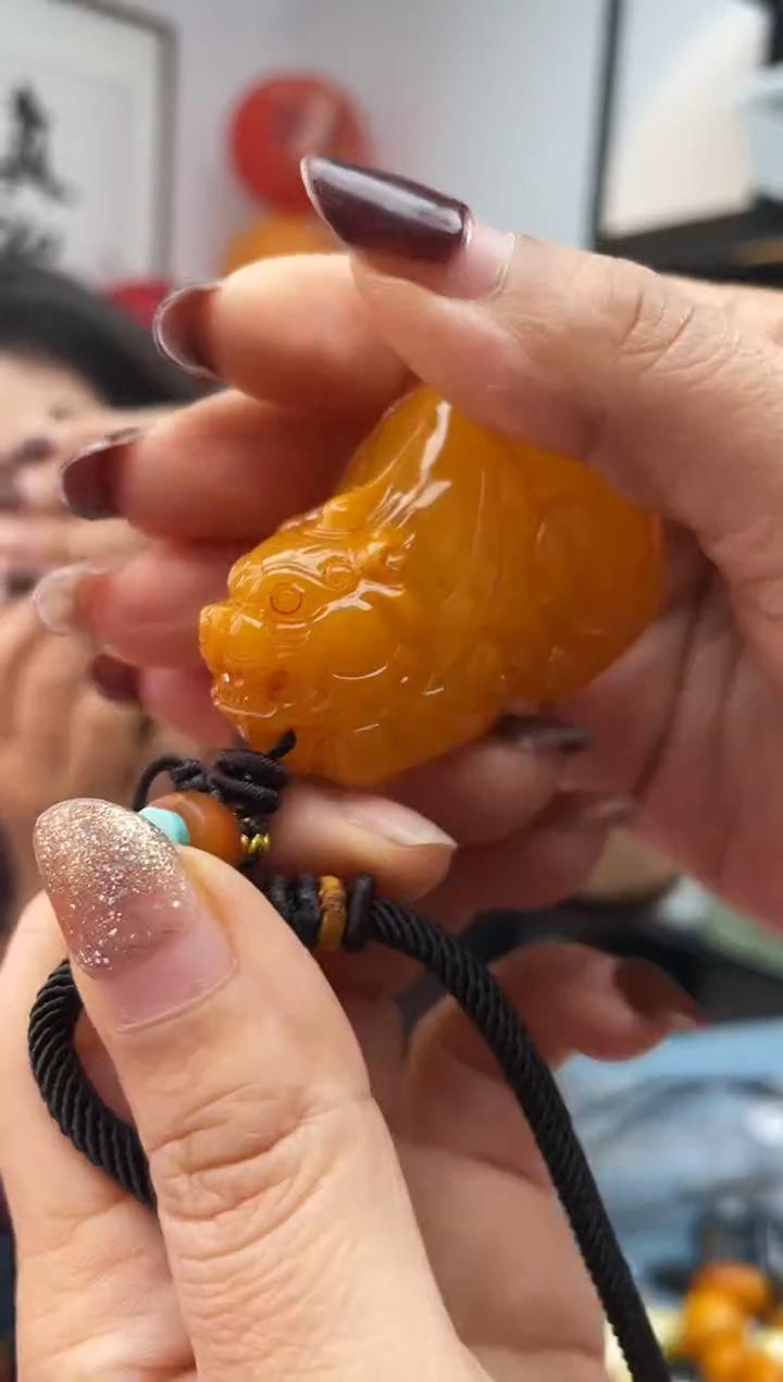 【闪购商品】琥珀珠宝奇石未镶嵌033 发一件