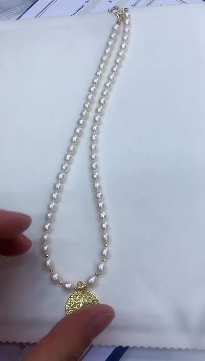 【闪购商品】淡水珍珠颈饰未镶嵌多样性发一条