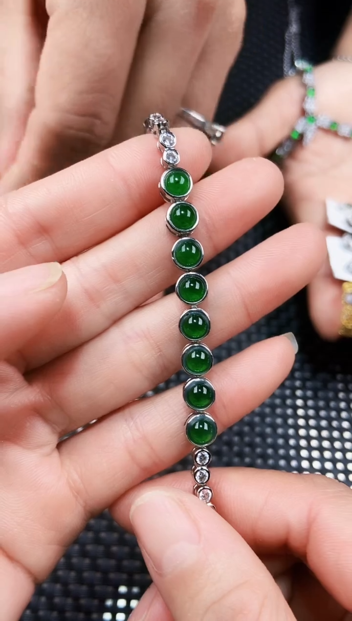 【闪购商品】翡翠手链未镶嵌111111111