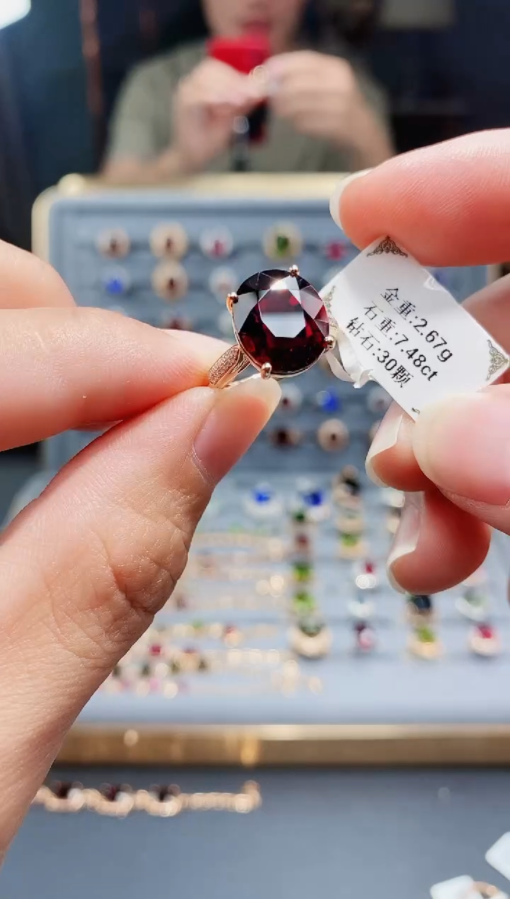 碧玺戒指18K金镶嵌7.48.