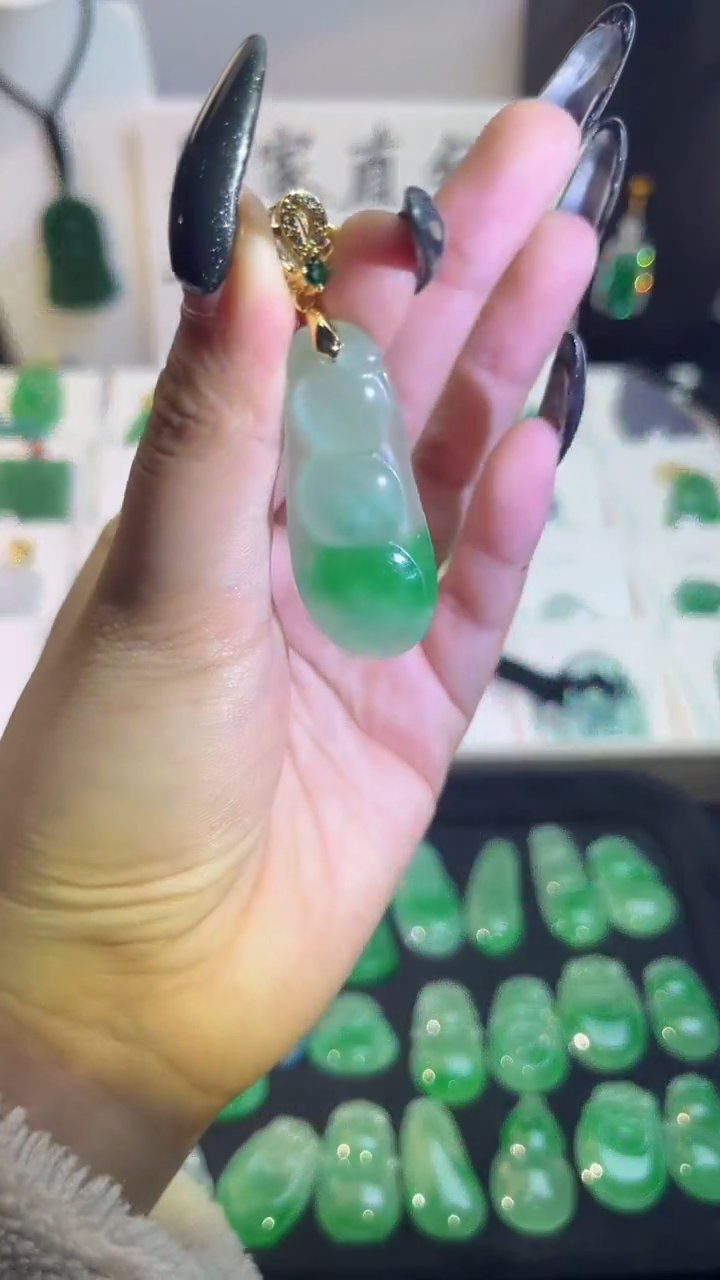 【闪购商品】翡翠手串未镶嵌翡翠颈饰未镶嵌天然翡翠吊坠