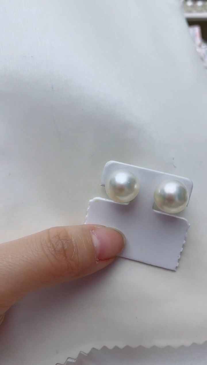 【闪购商品】海水珍珠耳饰18K金镶嵌A81