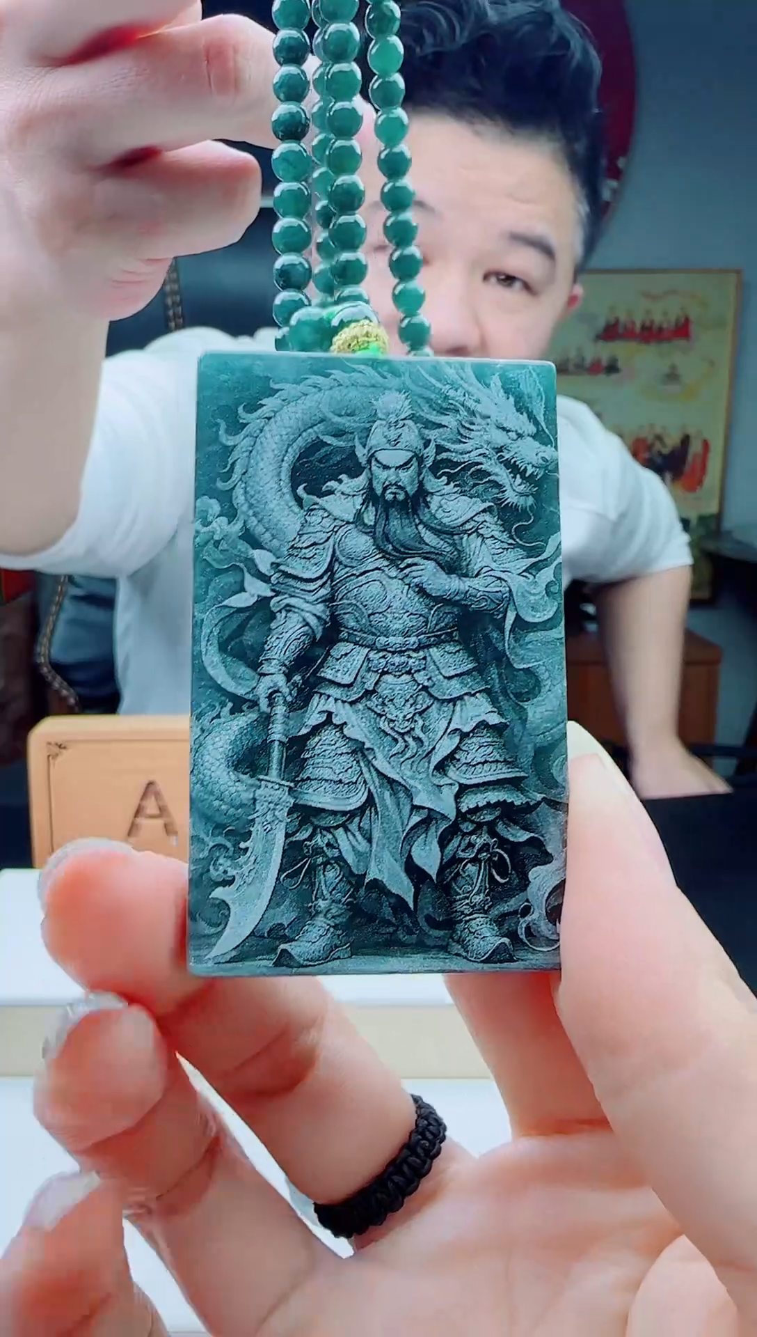 颈饰未镶嵌翡翠多样性发其一