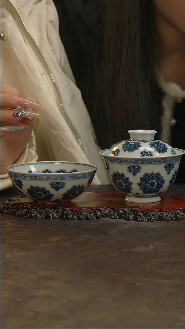 【闪购商品】青花手绘花卉套组
