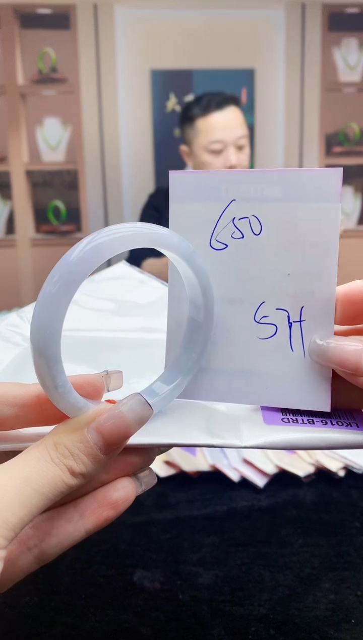 【闪购商品】翡翠手镯未镶嵌  H96-262