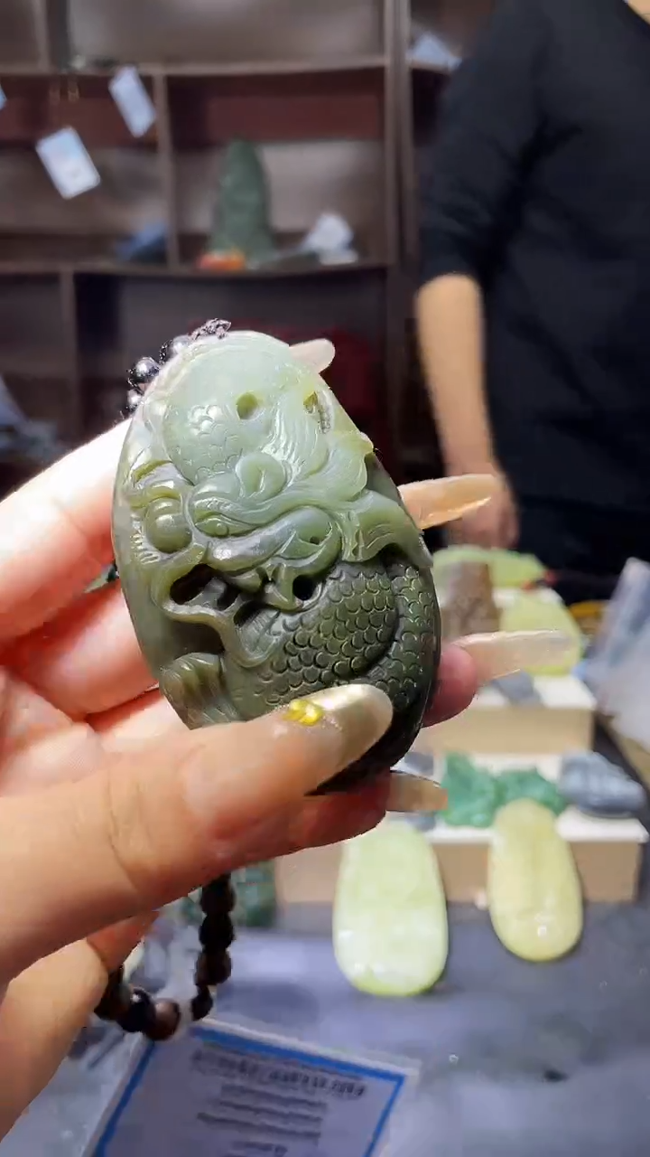 【闪购商品】和田玉颈饰未镶嵌1