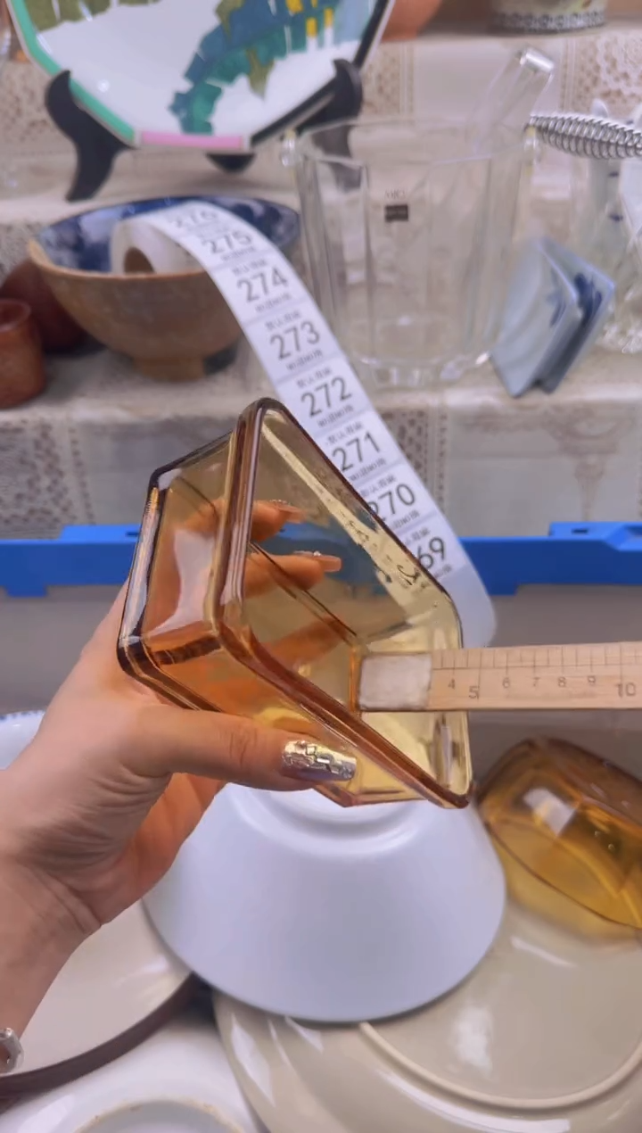 269默认微瑕，满20元包邮