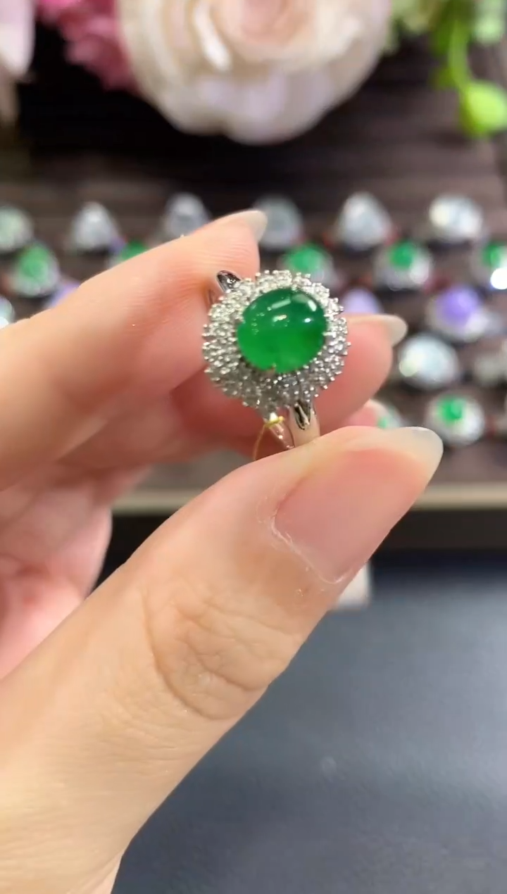 18K金镶嵌戒指翡翠b123   