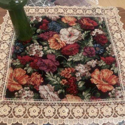 ZN101-83棉麻交织布【75*75】黑底百花齐放水溶边桌布茶几布