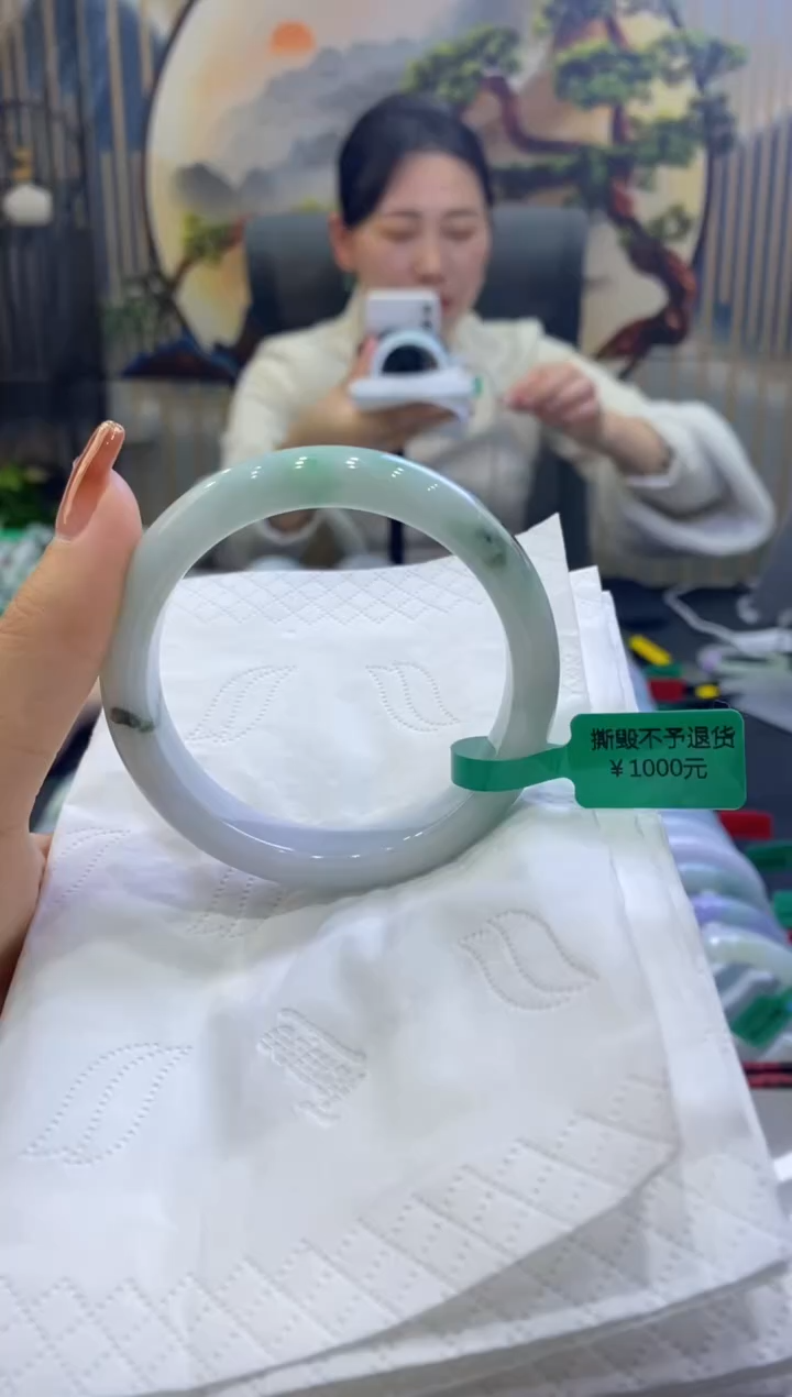 【闪购商品】翡翠手镯未镶嵌00002519