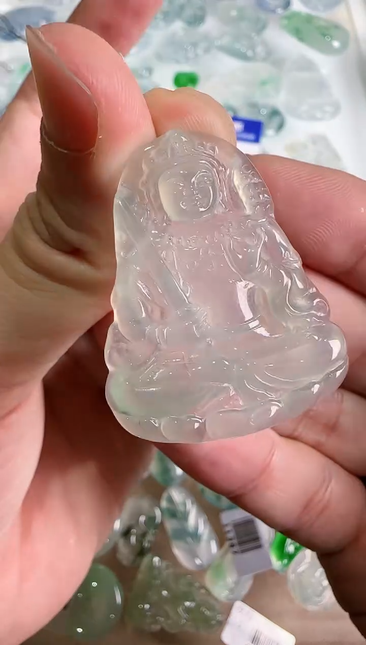 【闪购商品】翡翠吊坠(不含链)未镶嵌··