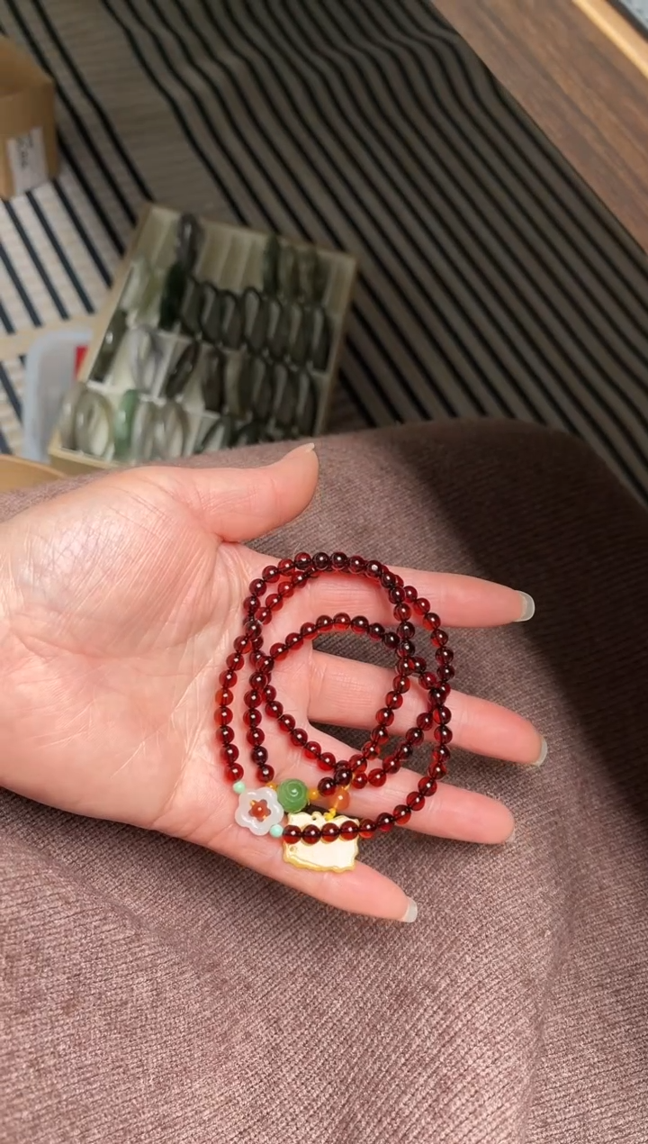 【闪购商品】血珀手链未镶嵌手链P-8