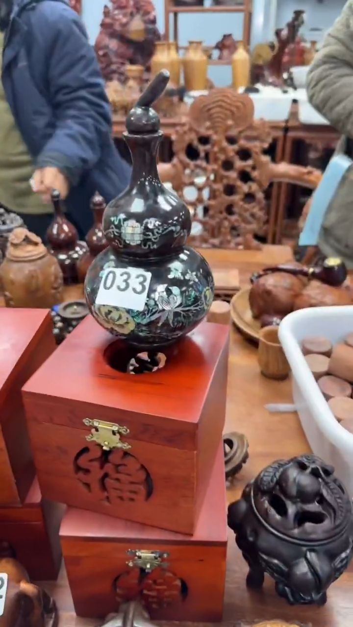 交趾黄檀（大红酸枝）@****材工艺品88888888