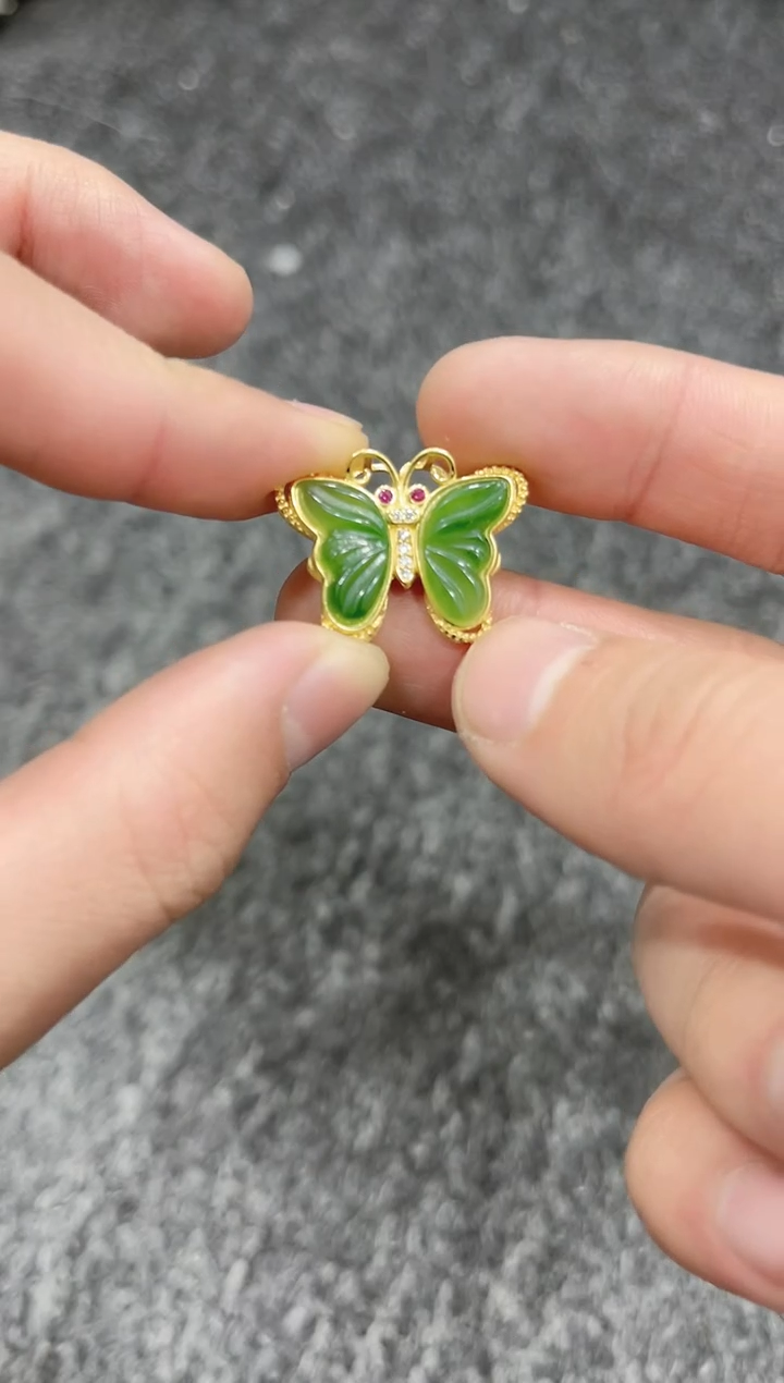 【闪购商品】和田玉颈饰银S925镶嵌蝴蝶kk