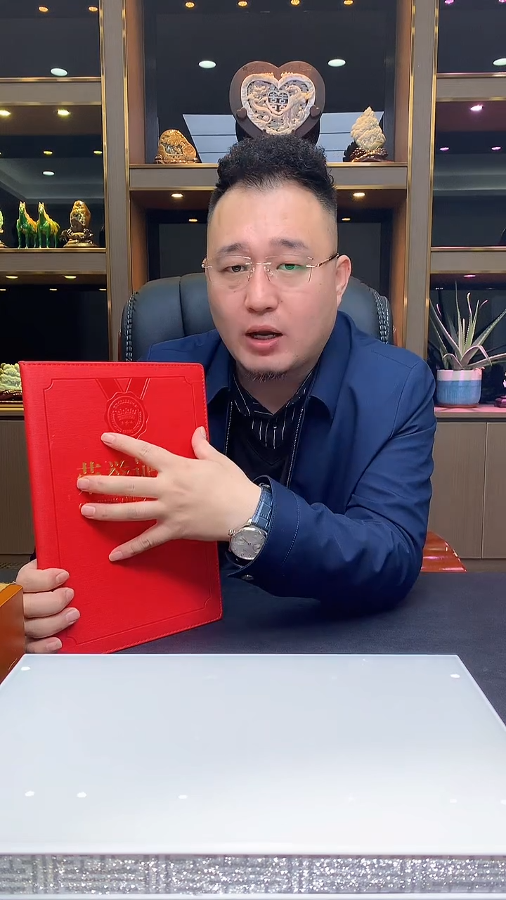 【闪购商品】定制翡翠未镶嵌1018xx-毛货挂件2