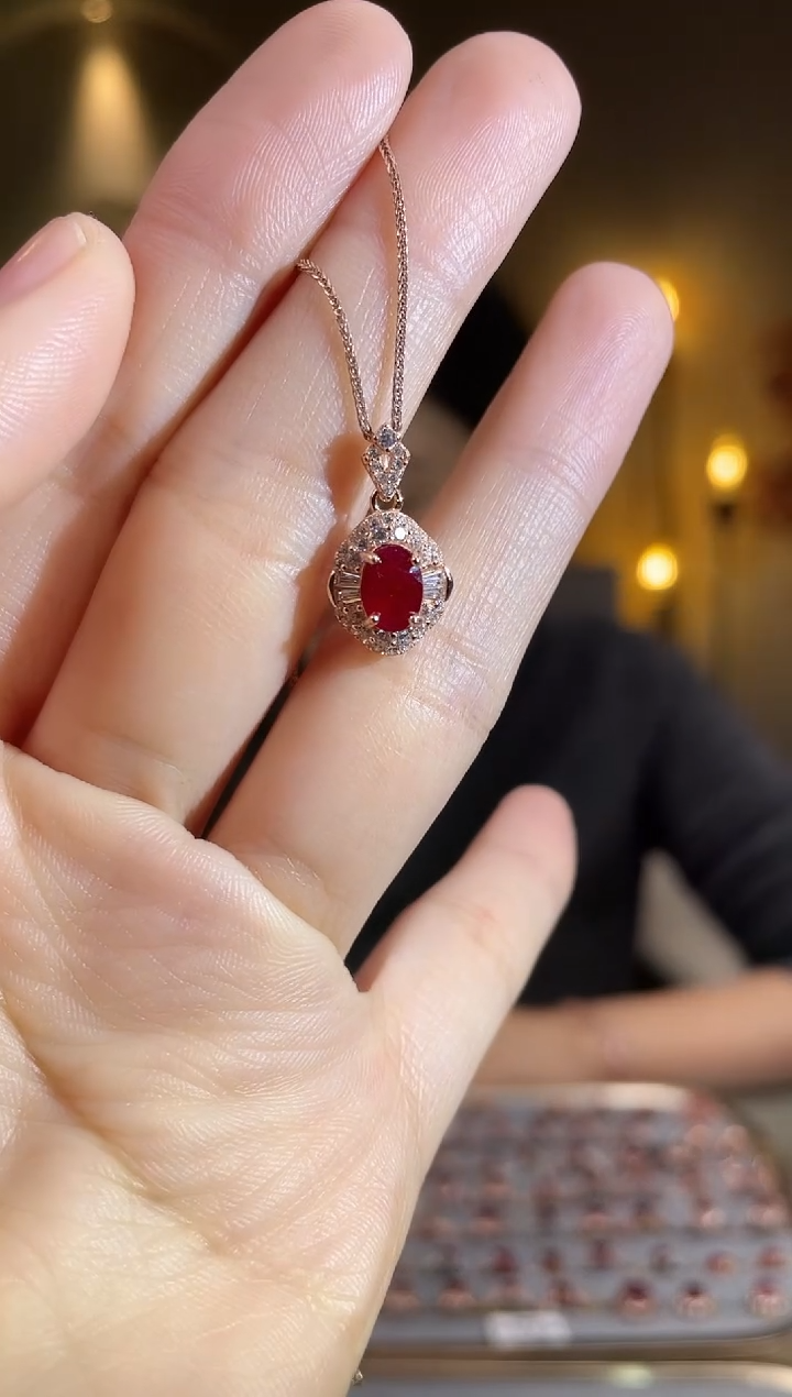 银S925镶嵌颈饰红宝石颈饰