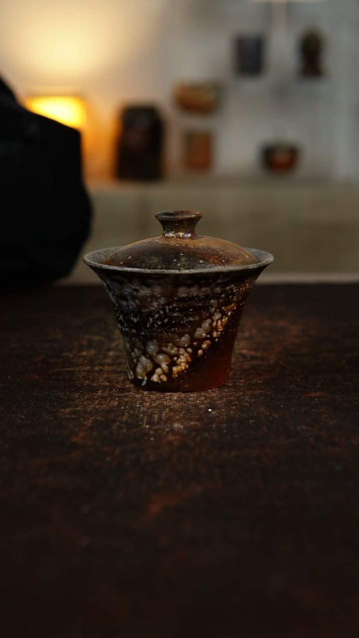 柴烧裸烧-马蹄盖碗 120cc  677  微瑕