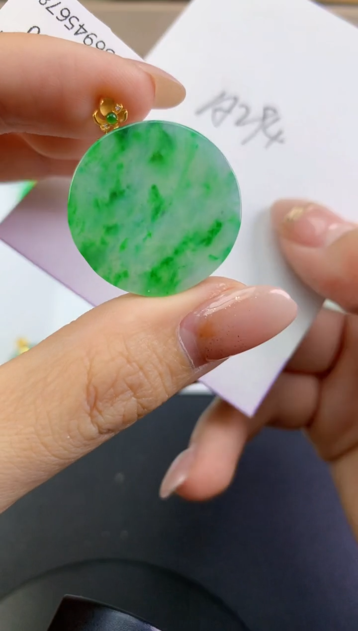 颈饰18K金镶嵌翡翠天然A货缅甸翡翠百元以上9元证书费自理