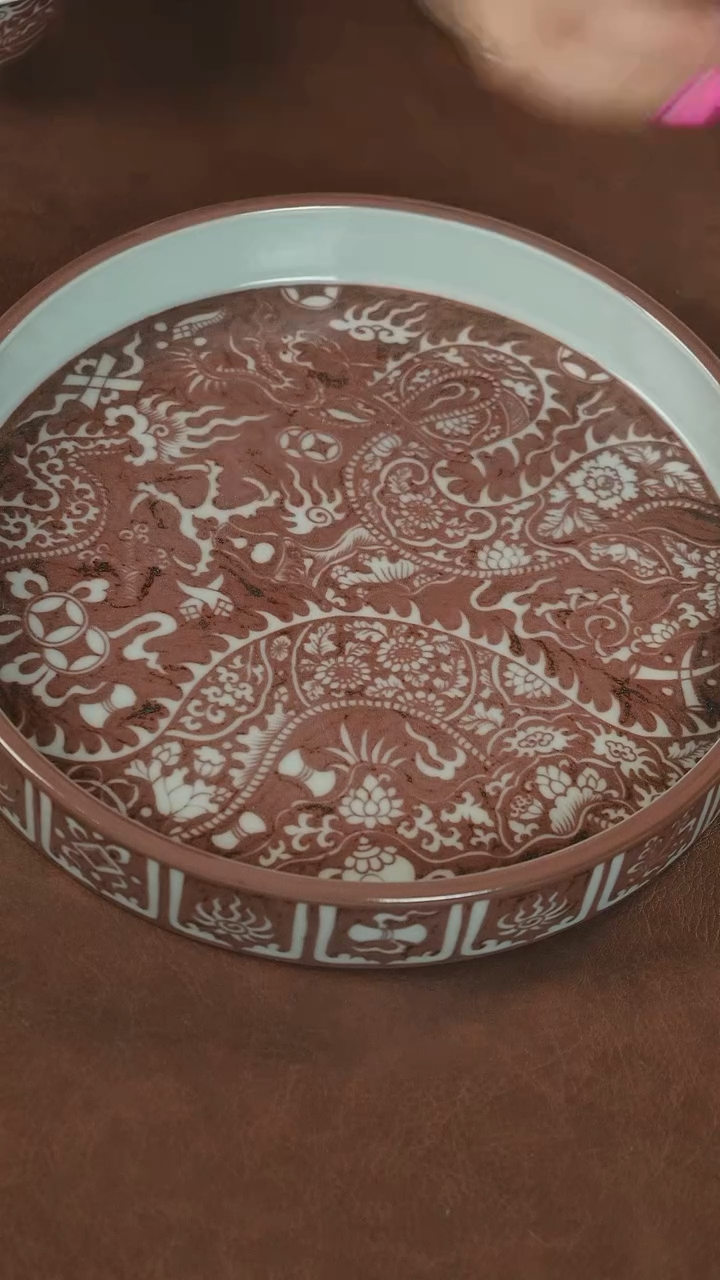 【闪购商品】元青花釉里红龙穿花壶承