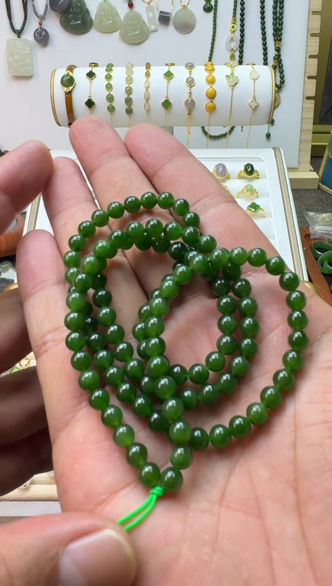 【闪购商品】和田玉耳饰未镶嵌卡6M阳绿