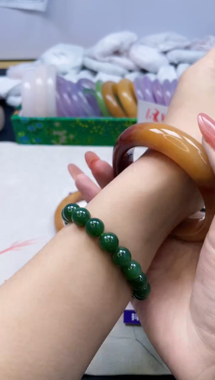 【闪购商品】石英质玉手镯未镶嵌336/59.2