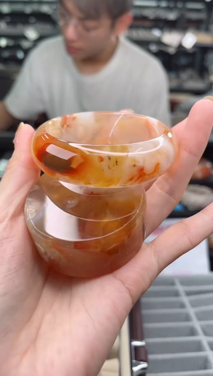 【闪购商品】石英质玉手镯未镶嵌54圈口（赠品镯心）3600034