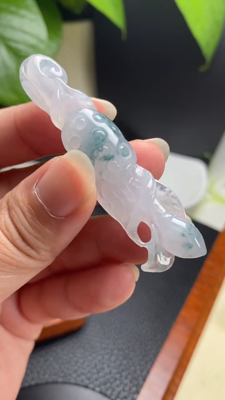 【闪购商品】翡翠颈饰未镶嵌翡翠A货