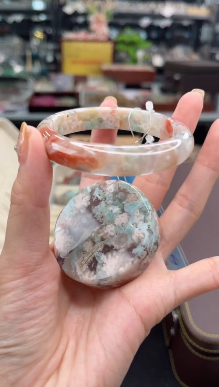 【闪购商品】石英质玉手镯未镶嵌55圈口（赠品镯心）3S9