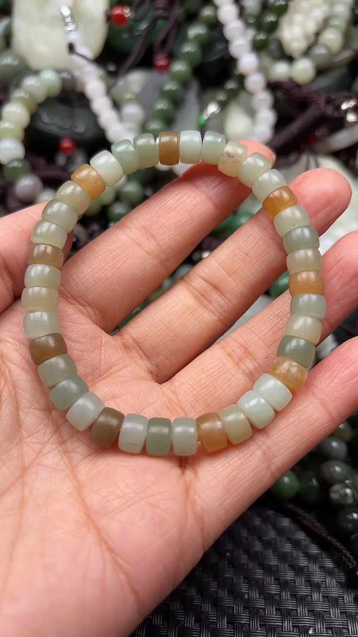 【闪购商品】和田玉颈饰未镶嵌.