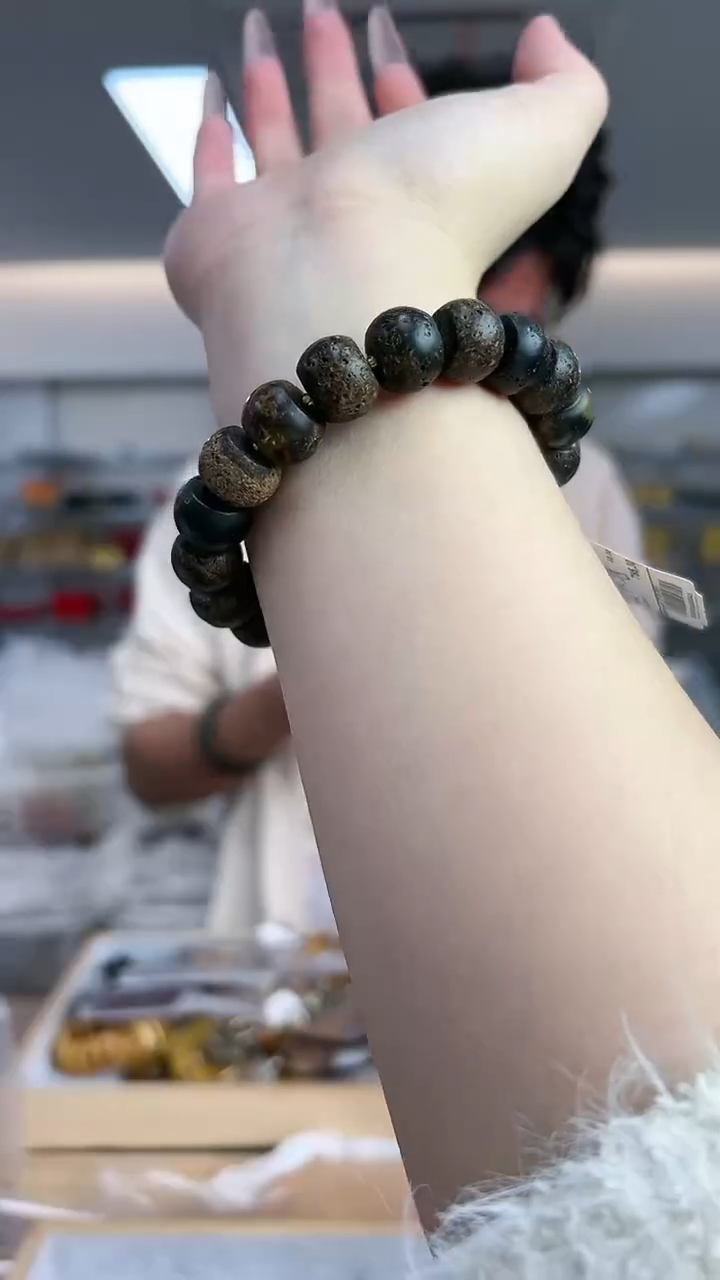 【闪购商品】琥珀手串未镶嵌药珀