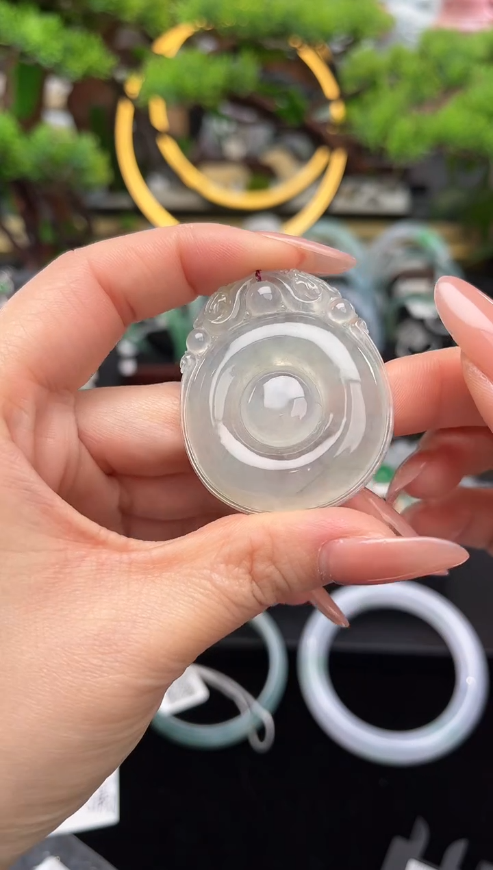 颈饰未镶嵌翡翠吊坠