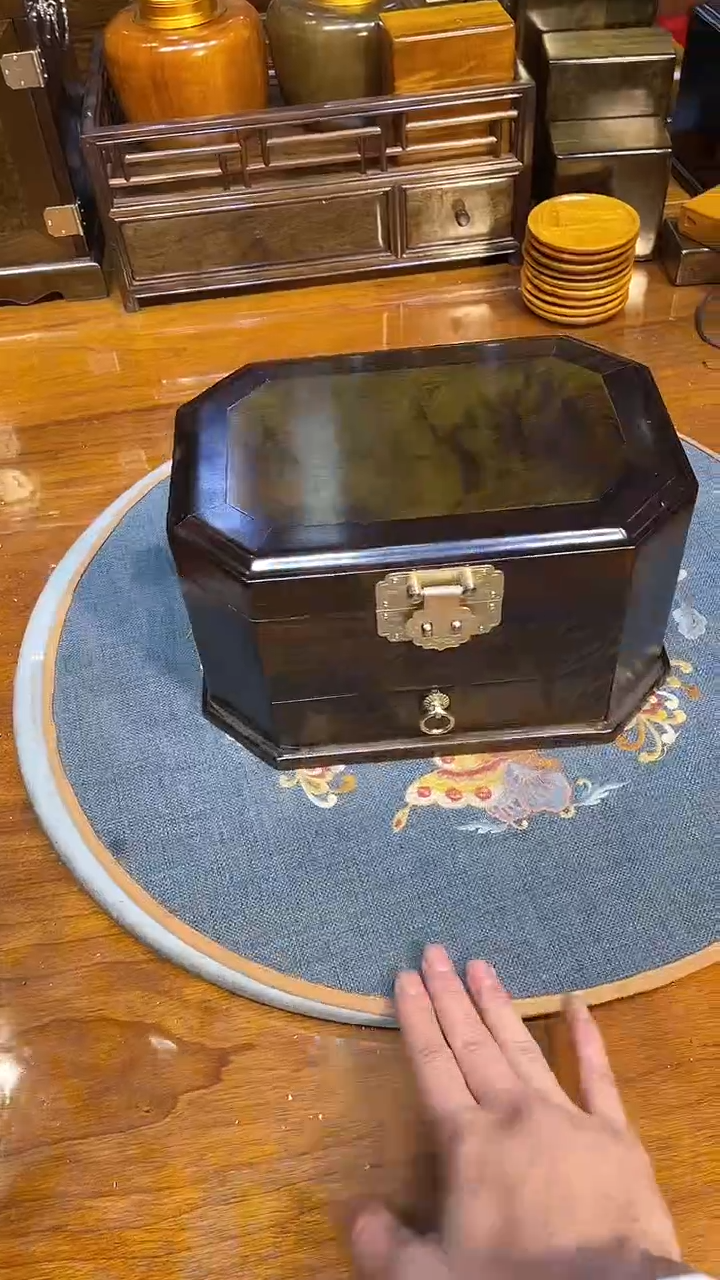 乌木类成套家具八角首饰盒 s29