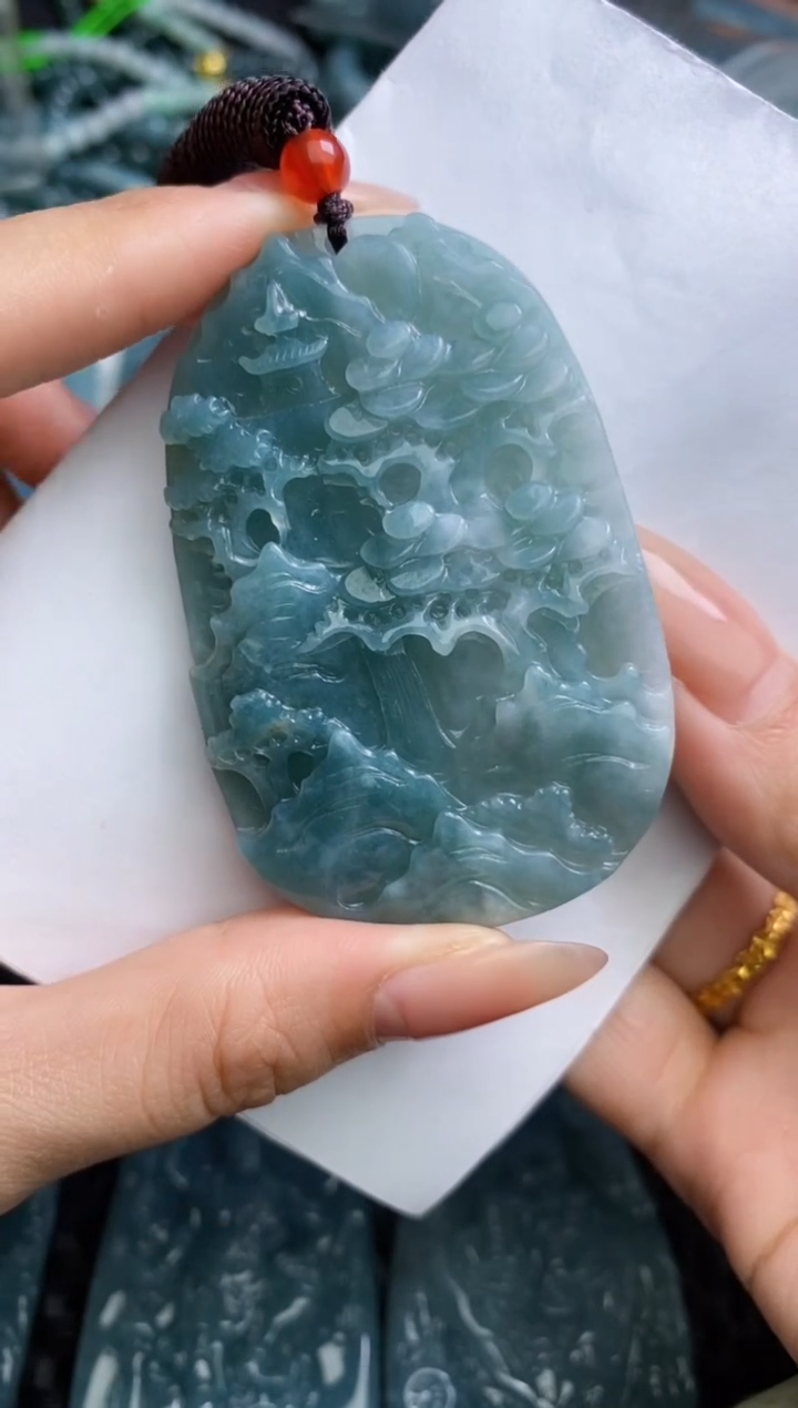 【闪购商品】翡翠颈饰未镶嵌