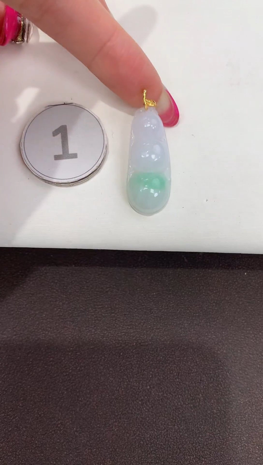 颈饰18K金镶嵌翡翠天然缅甸A货翡翠