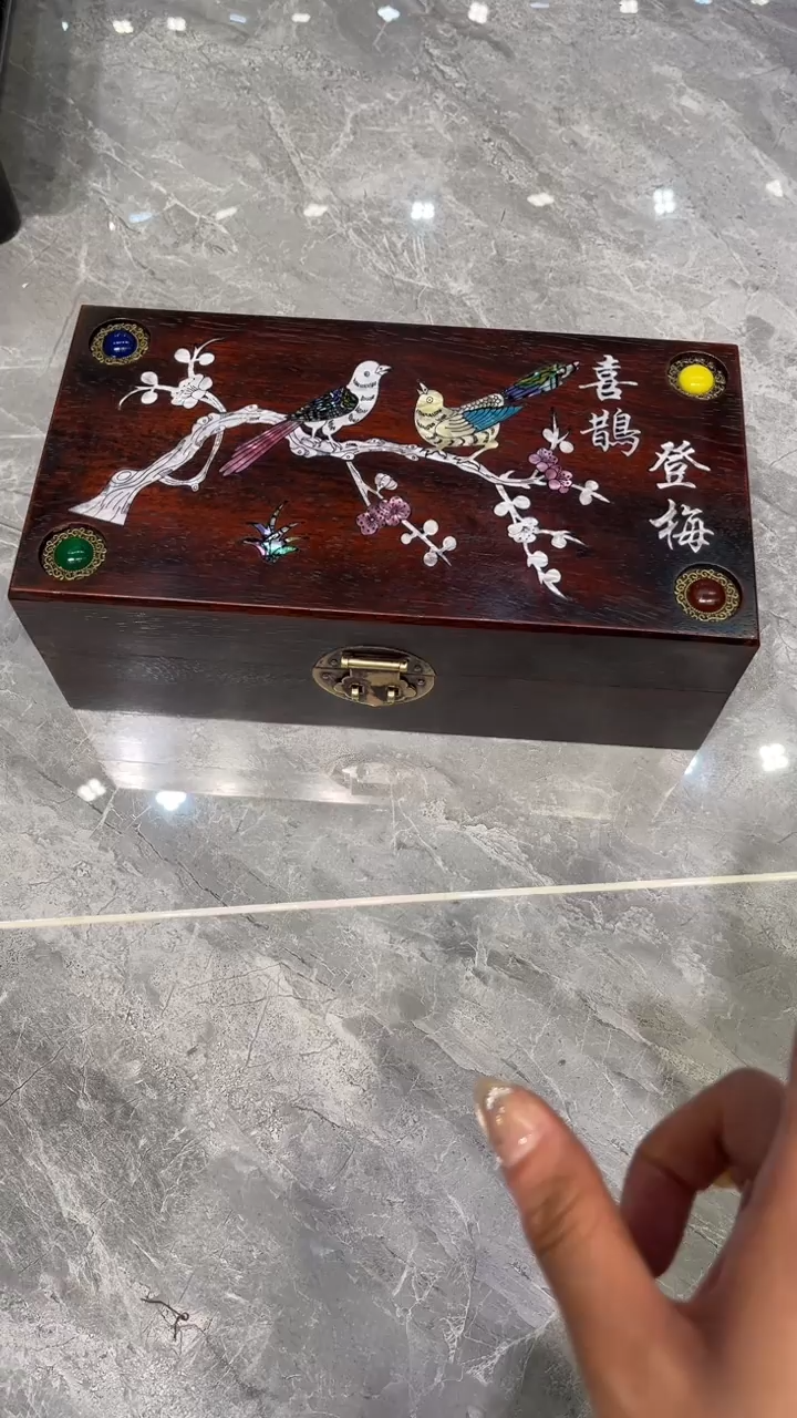 木喜鹊登梅首饰盒